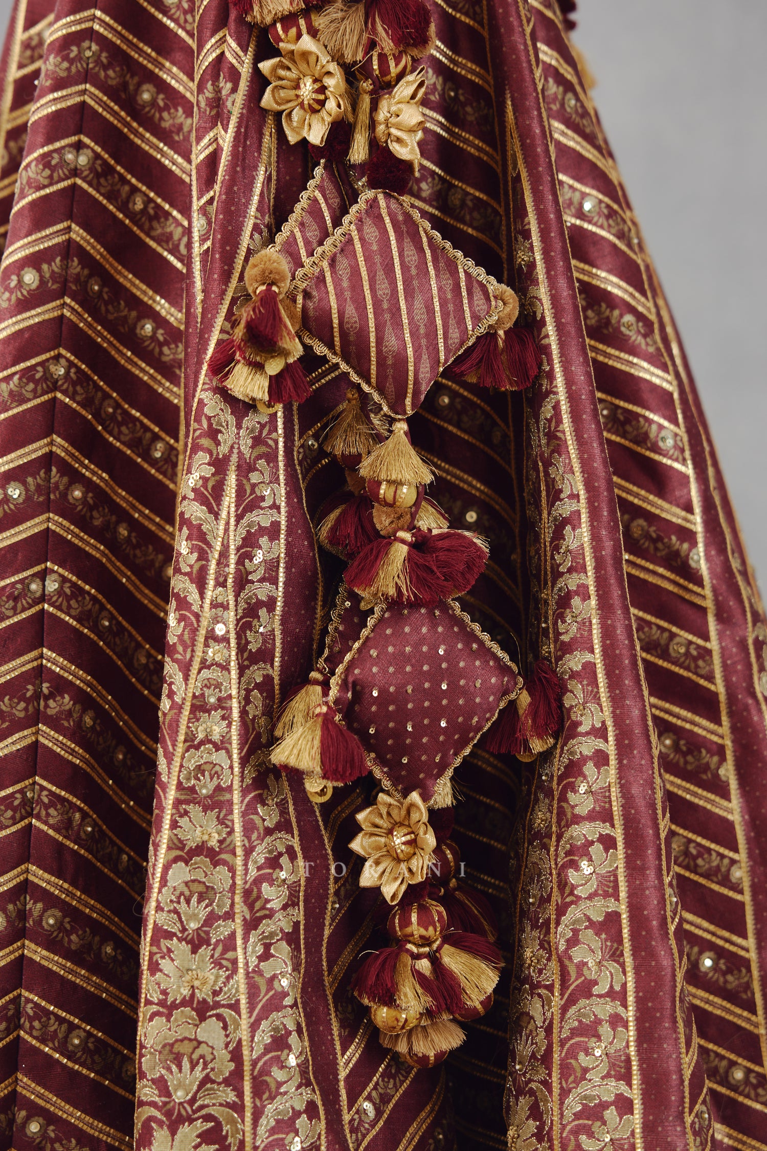 Gulnar Oorjita Lehenga Set