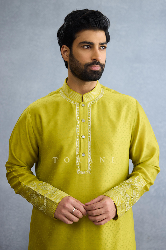 Khas Aayez Kurta Set