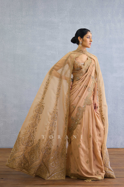 Mrunal Thakur in our Kasoori Dilruba Saree Set