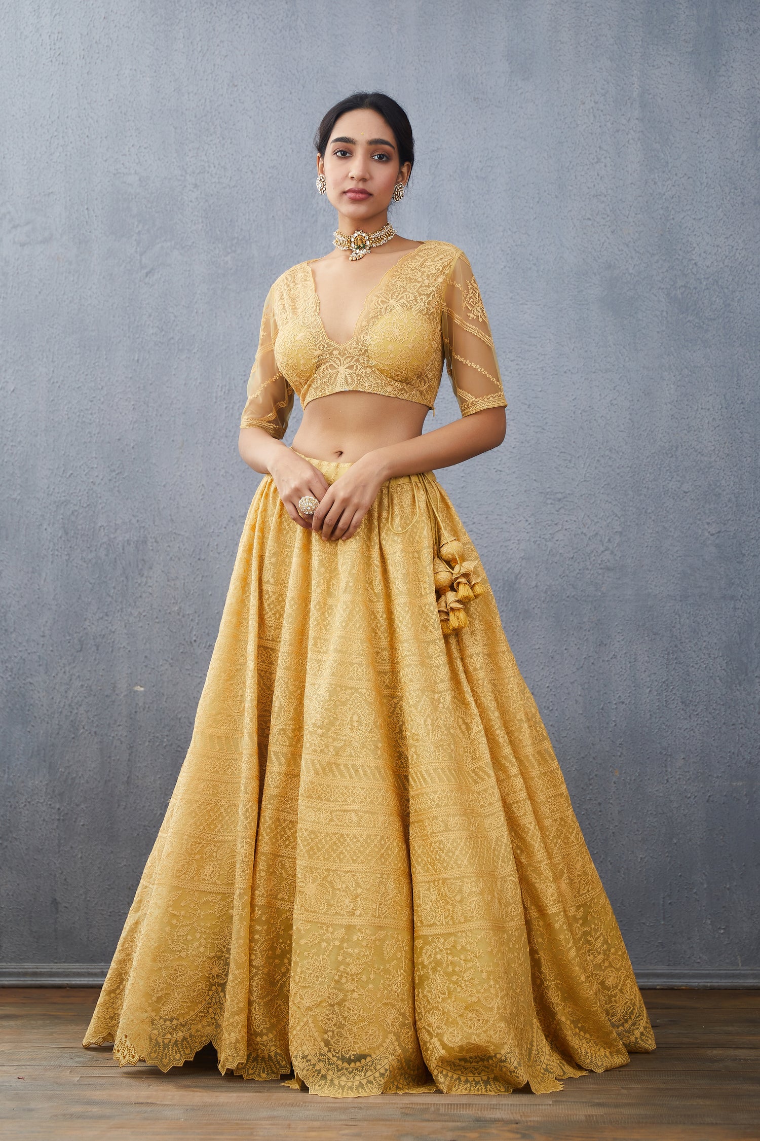 Sunehra Advaita Lehenga Set