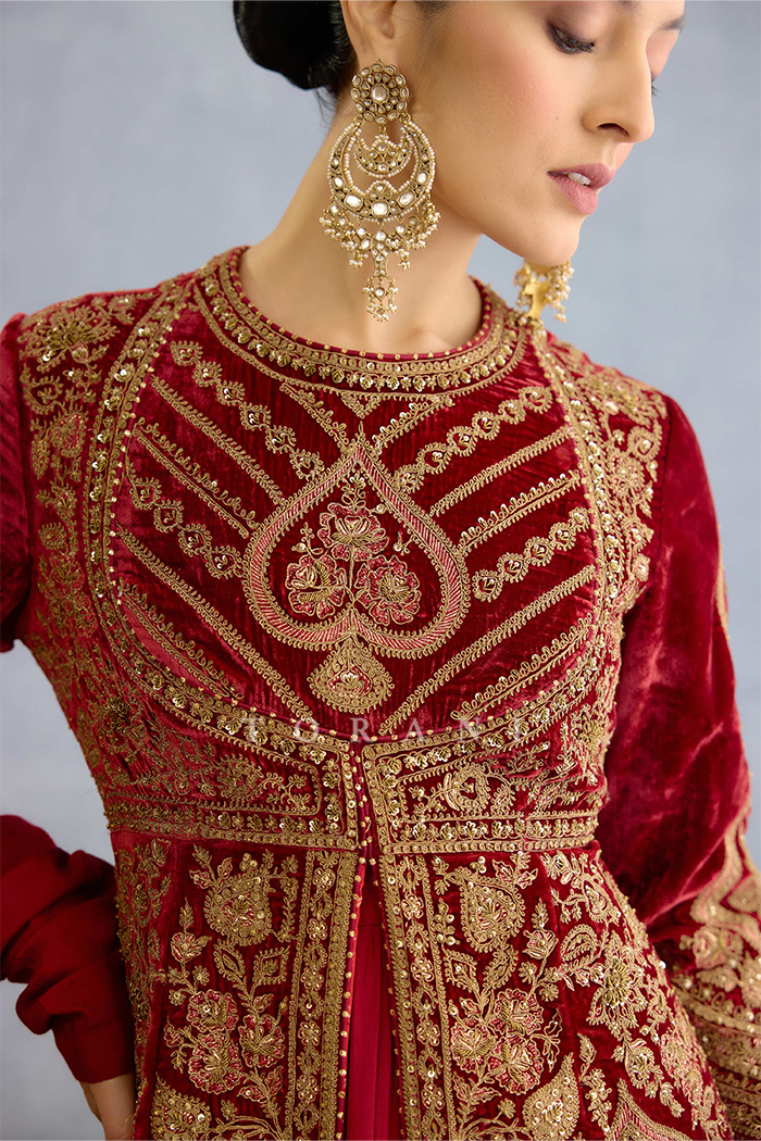 Shamse Vamika Jacket Set