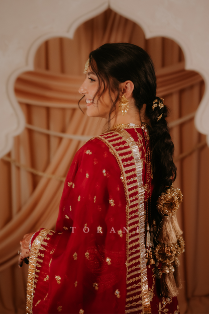 Simran Bhatti In Our Sindoori Meera Sharara Set