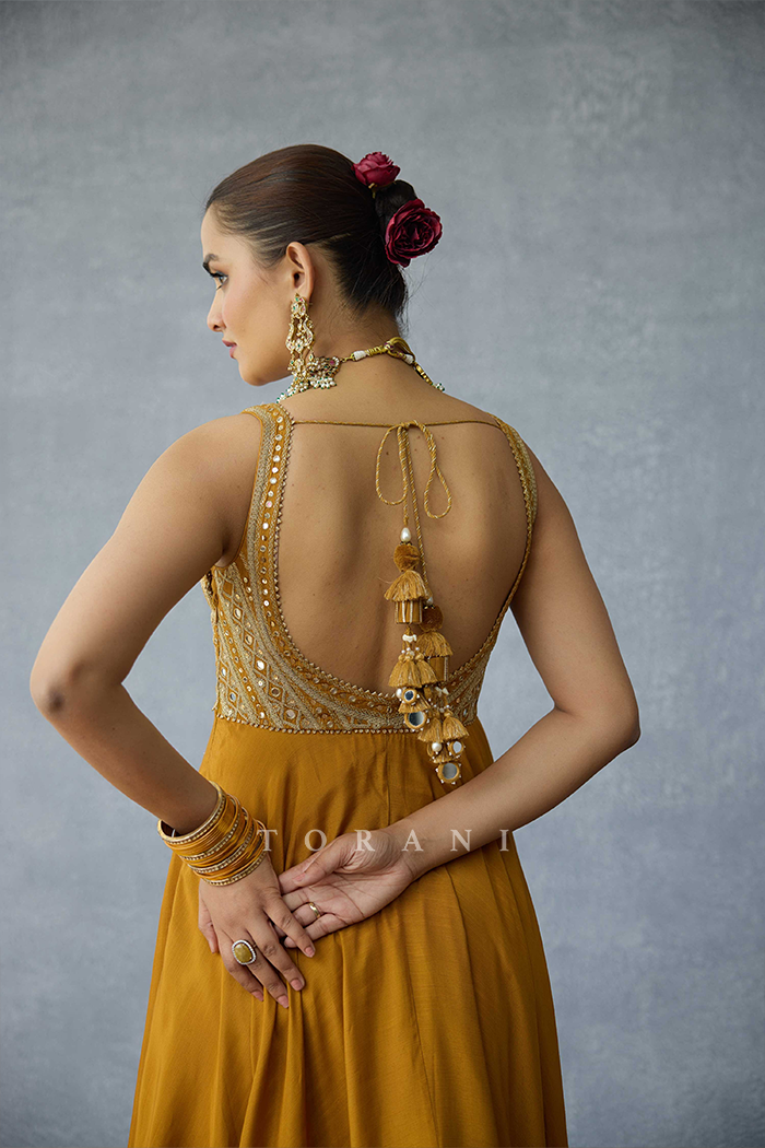 Mehre Chandrani Anarkali Set