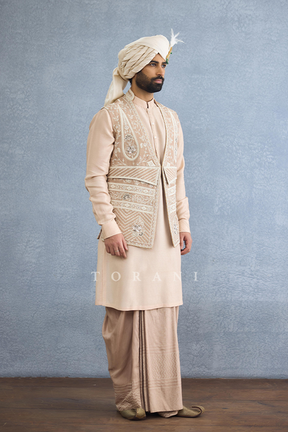 Noore Ratul Dhoti Set