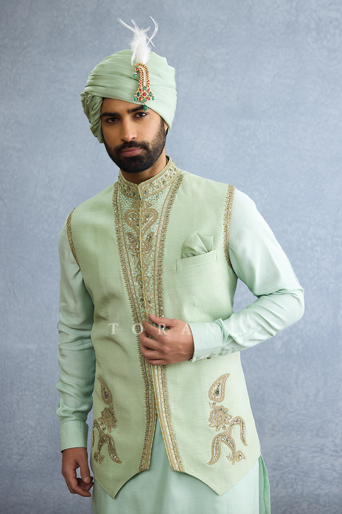 Pushta Faizan Bandi Set