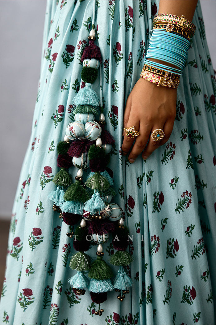 Neer-Kashish Saroja Rasalika Lehenga Set