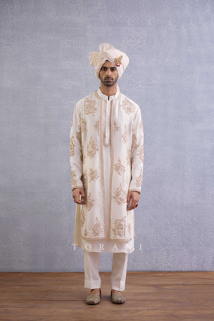 Maahe Faheem Kurta Set