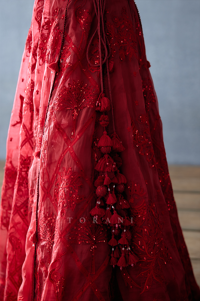 Gulmohar Advika Pankhuri Lehenga Set