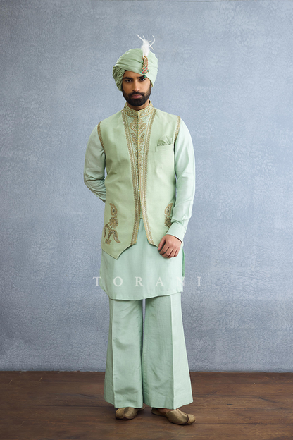 Pushta Faizan Bandi Set