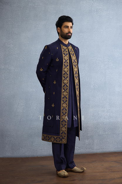 Behare Kashim Sherwani Set