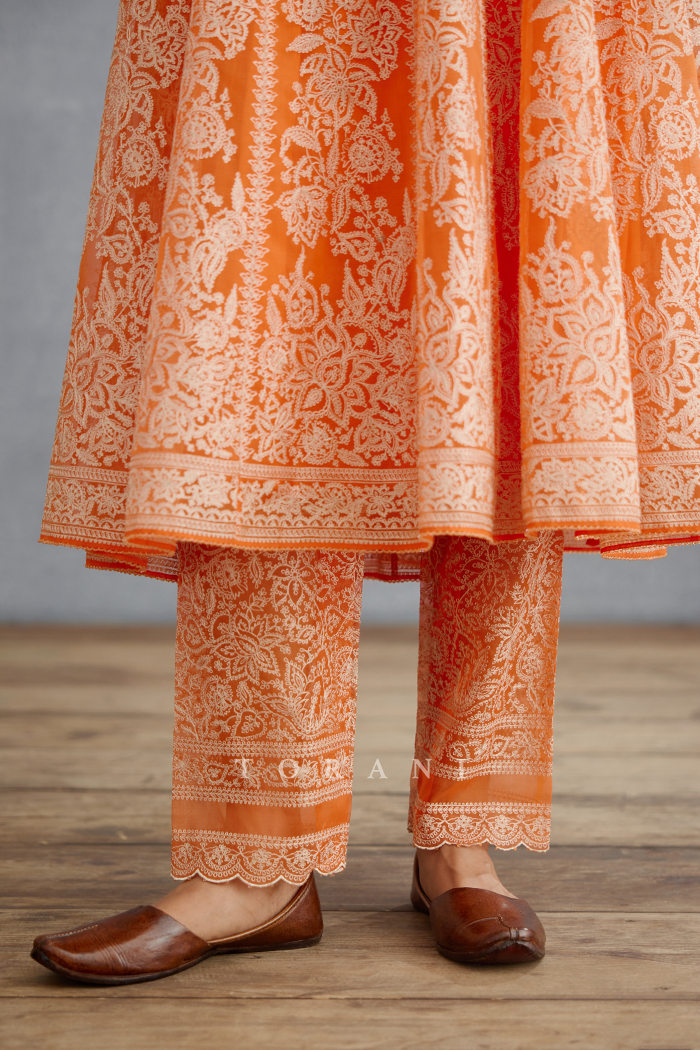 Santree Kalidaar Paavni Kurta Set