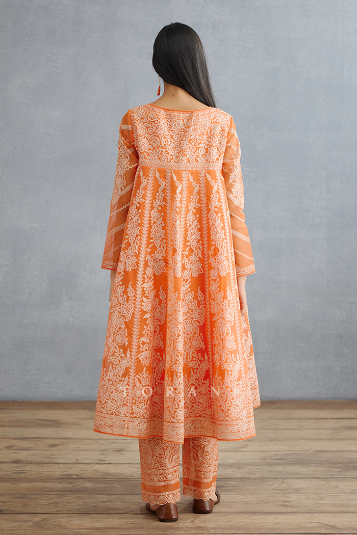 Santree Kalidaar Paavni Kurta Set