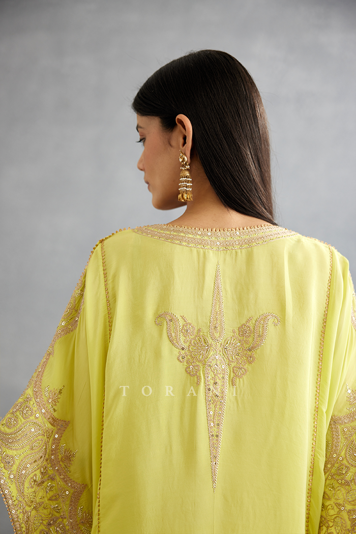 Gul-Mina Aaira Kaftan Set