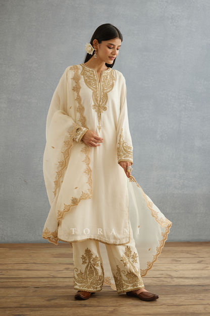 Gul-Bano Pushti Kurta Set