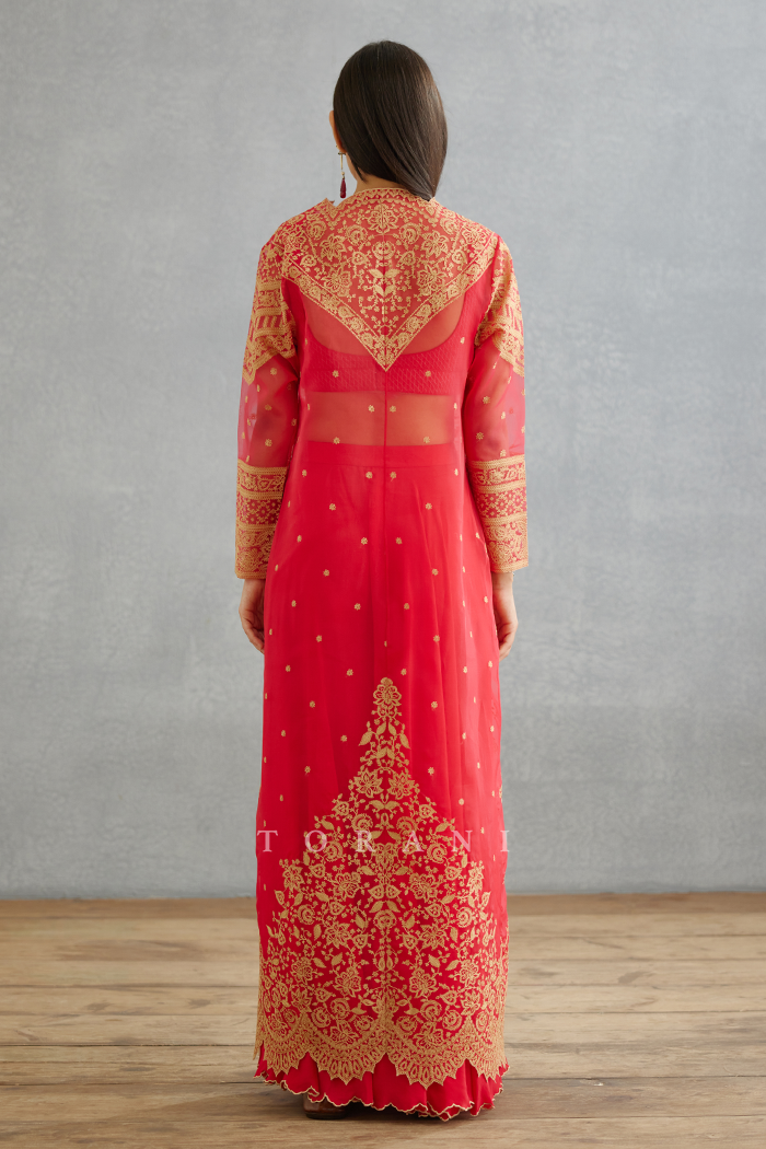 Gul-Kand Daavya Cape