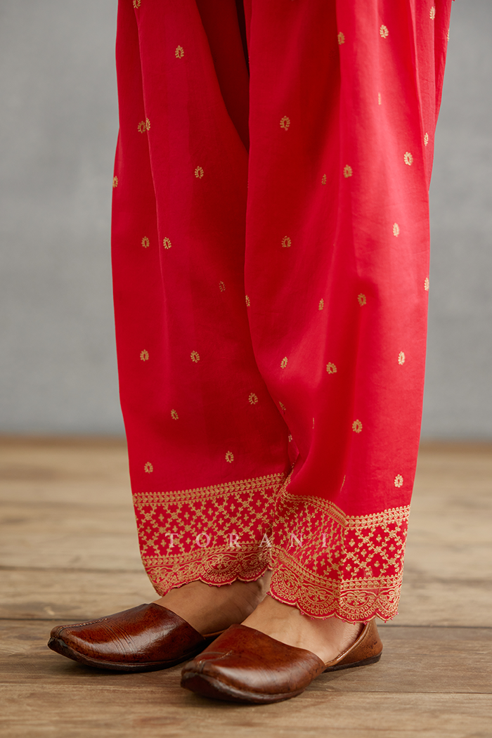 Rang Palaash Sloka Kurta Set