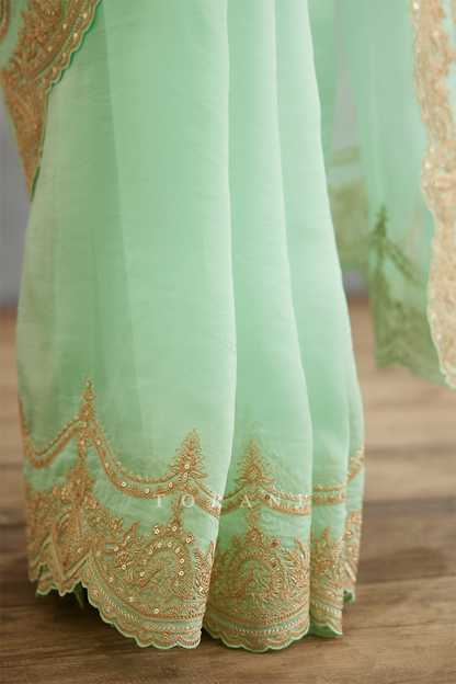 Gul-Neer Idika Saree