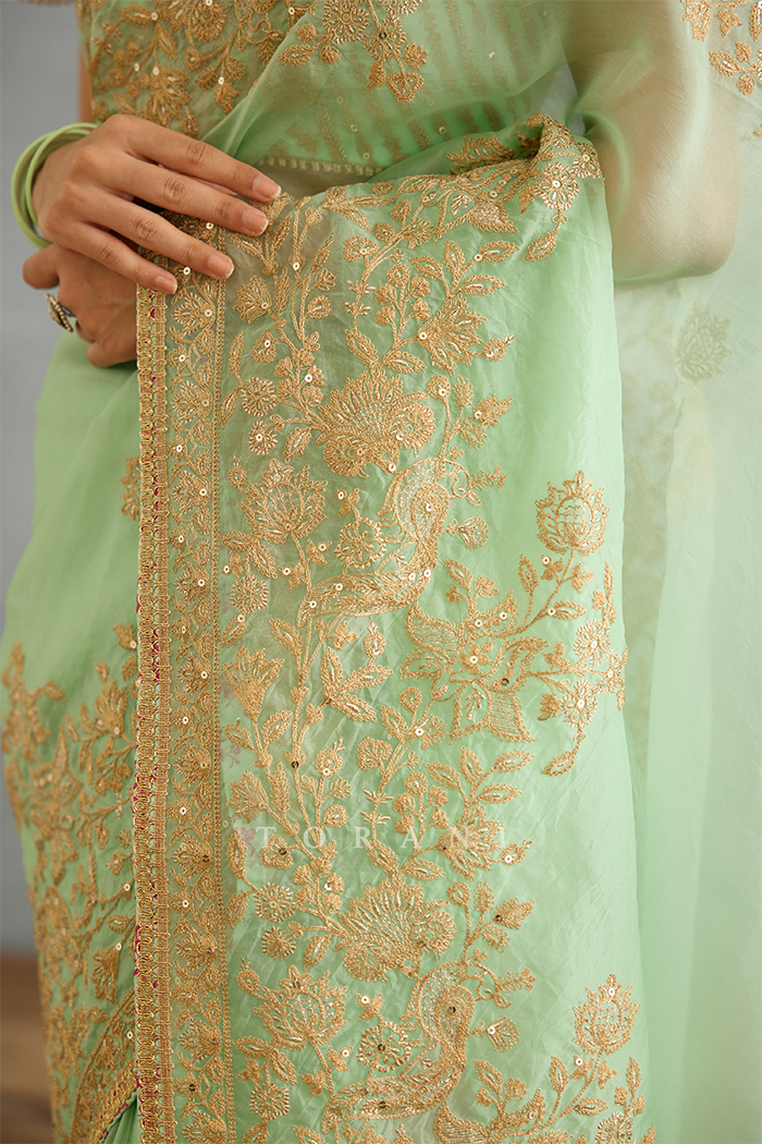 Gul-Neer Yashoda Saree