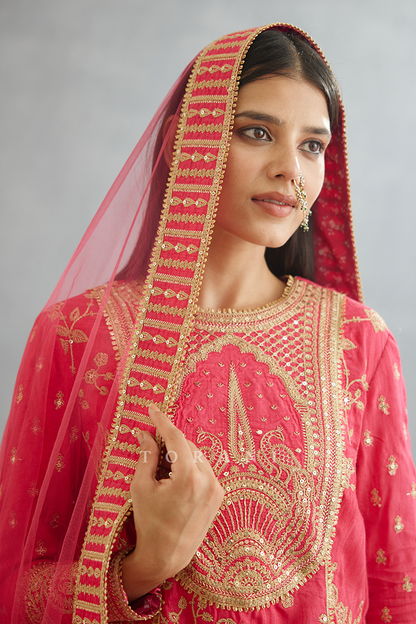 Gul-Kand Meera Odhni