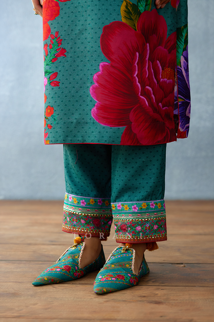 Dil Nawaz Afifa Kurta Set