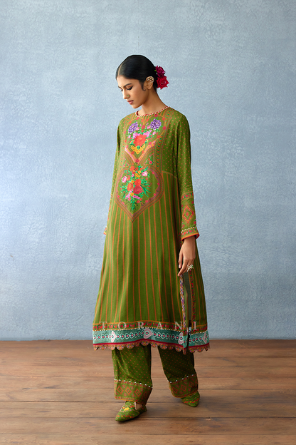Dil Saaz Fareha Kurta Set
