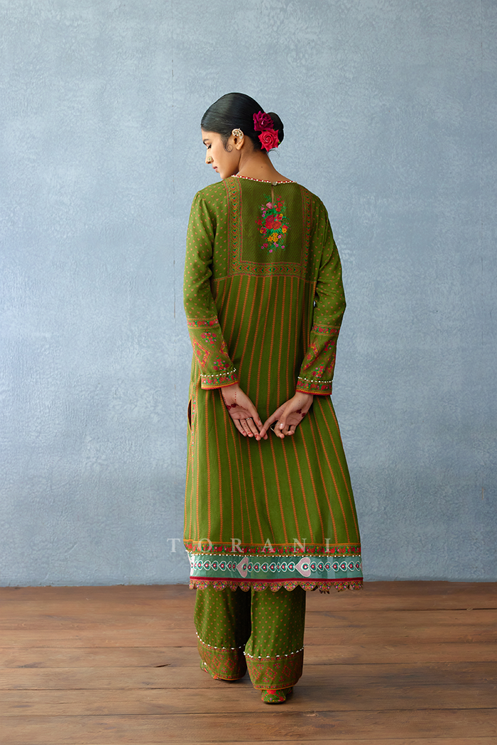 Dil Saaz Fareha Kurta Set