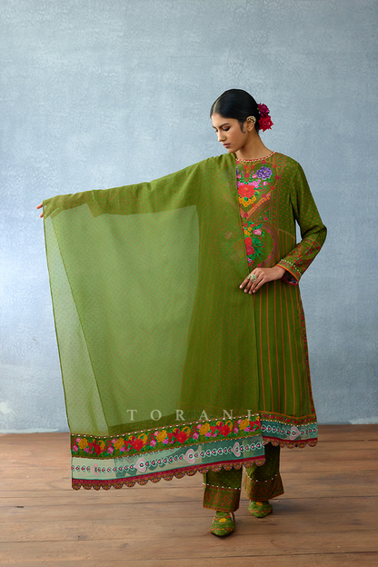 Dil Saaz Fareha Kurta Set