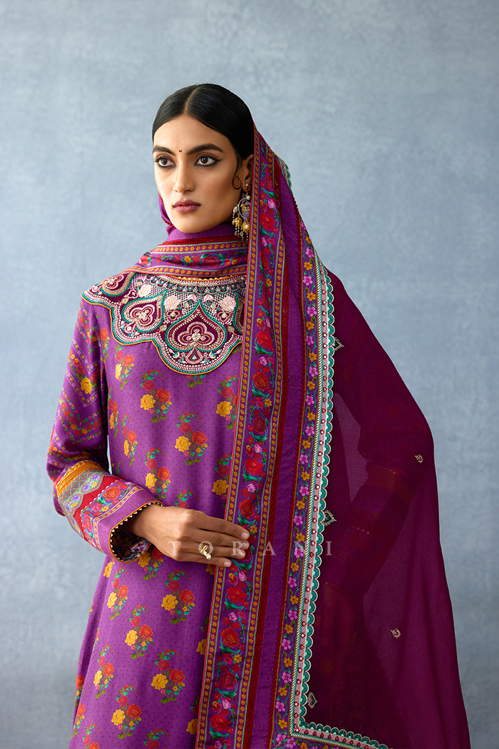 Dil Kusha Sameena Odhni