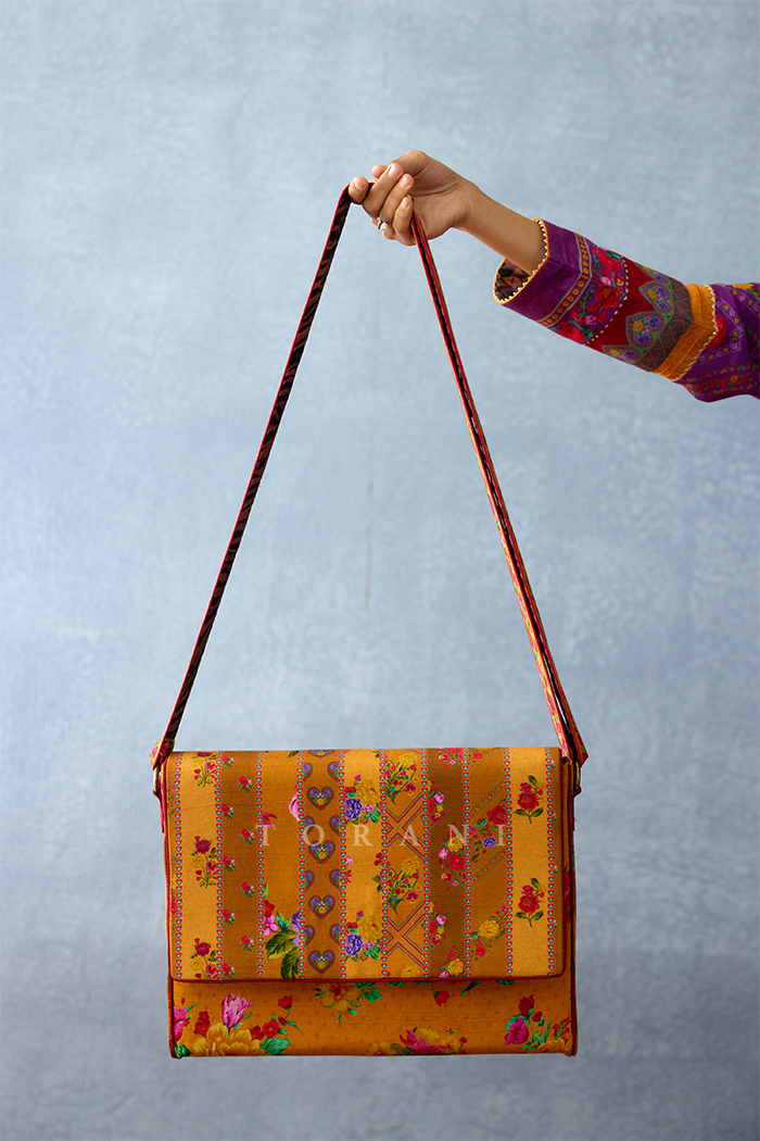 RTS - Dil Seher Tahira Handbag