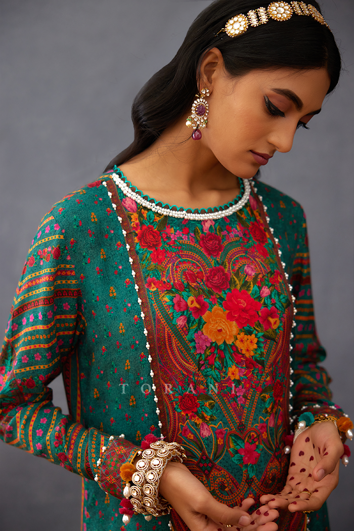 Dil Nawaz Areeba Kurta Set