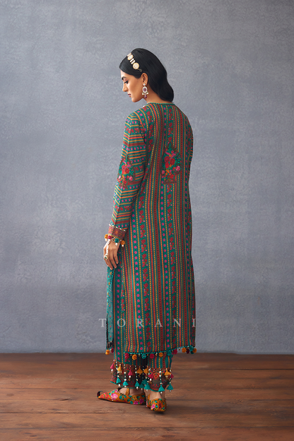 Dil Nawaz Areeba Kurta Set