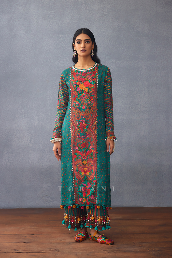 Dil Nawaz Areeba Kurta Set