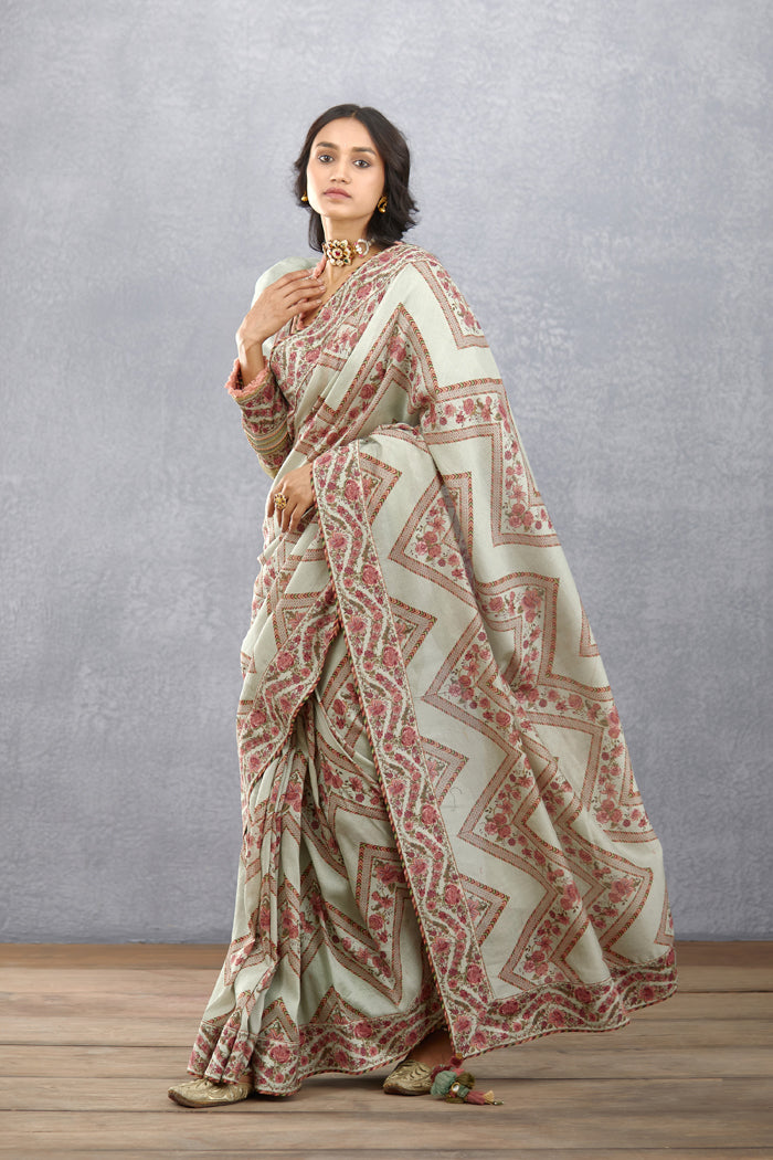 Jaituni Dhara Saree