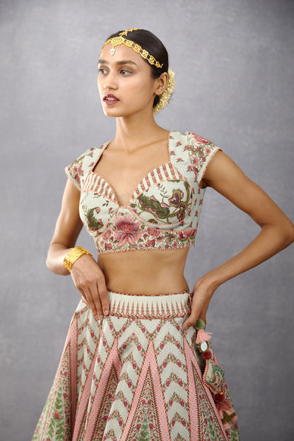 Jaituni Oorjita Lehenga Set
