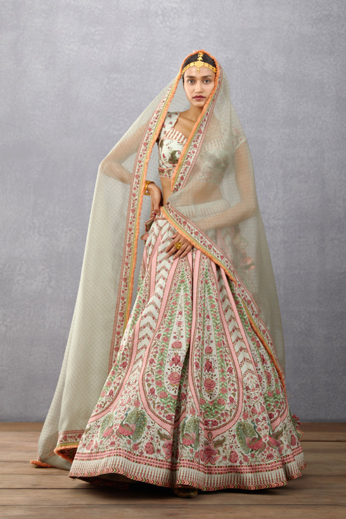 Jaituni Oorjita Lehenga Set