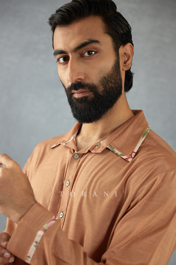 Gulabi Kahan Bandi Set