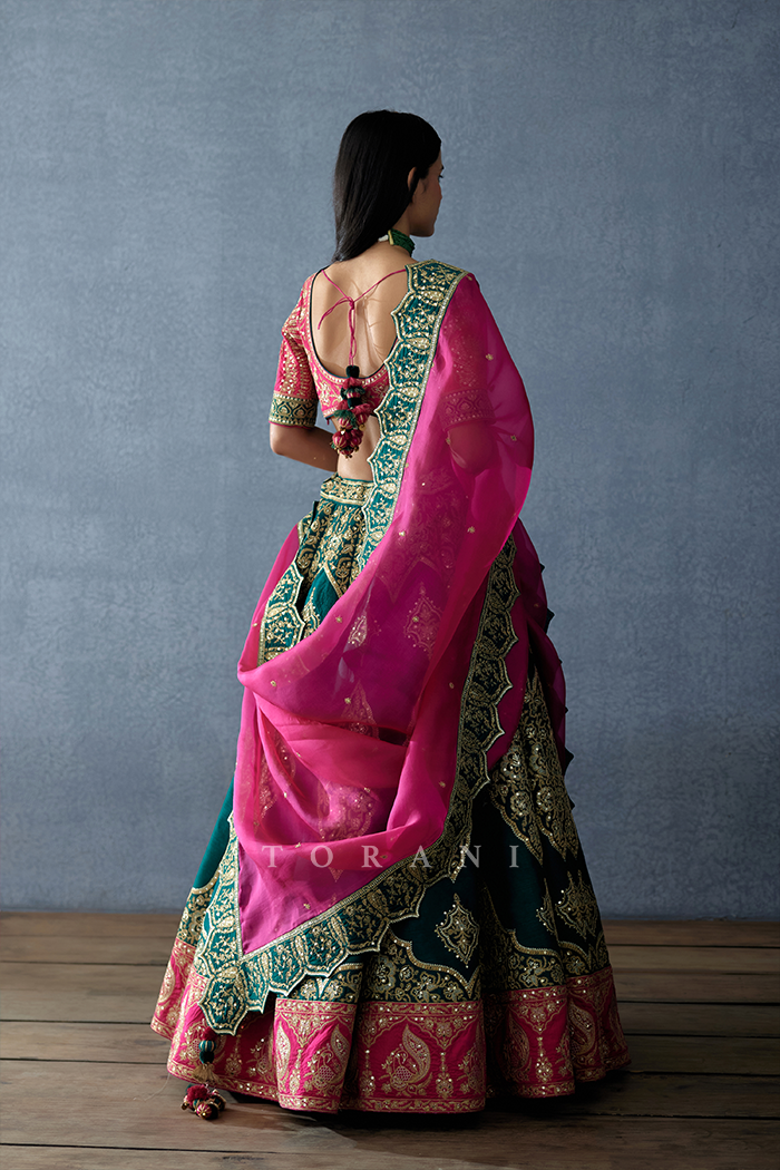 Dahlia Nuri Lehenga Set