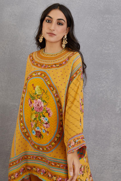 Sunehra Zooni Kaftan Set