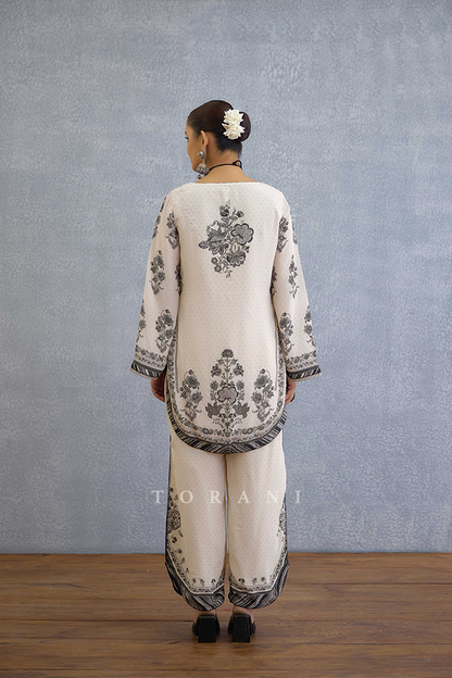 Kalamkari Aadhavi Kurta Set