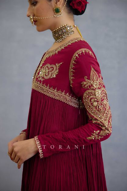 Surkh Minaj Anarkali Set