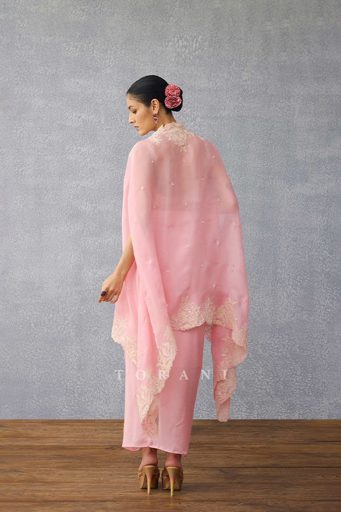 Gulaban Zuri Cape Set