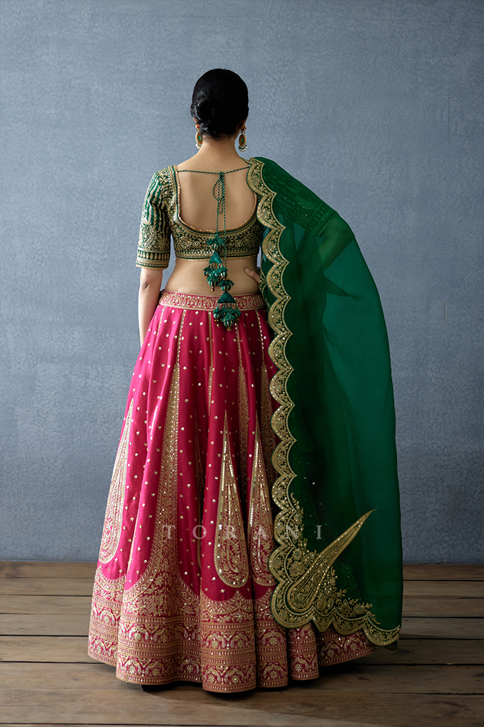Kachi Keri Rifah Lehenga Set