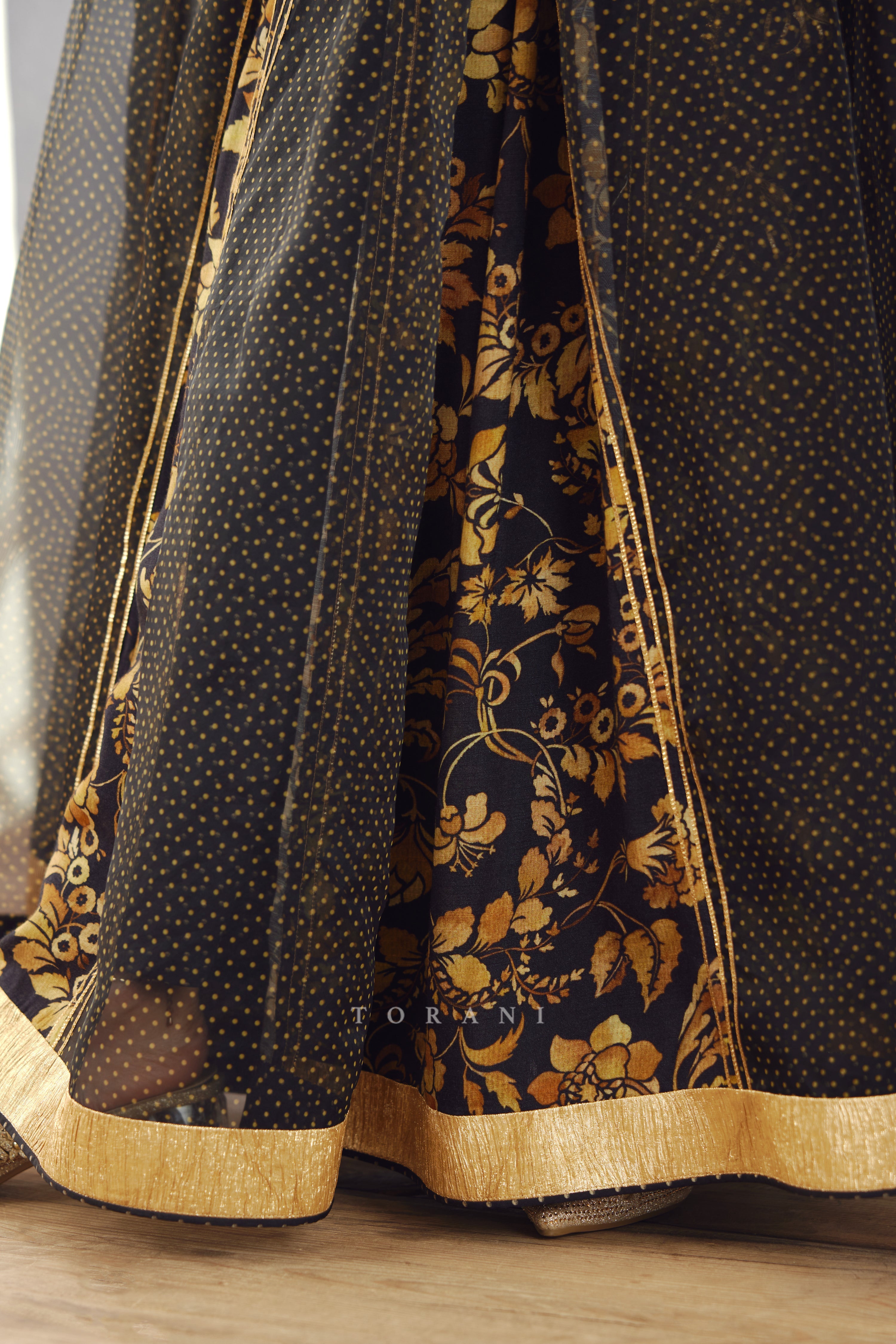 SALE - Gulghast Mehza Kurta Sharara