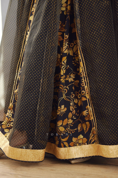 SALE - Gulghast Mehza Kurta Sharara