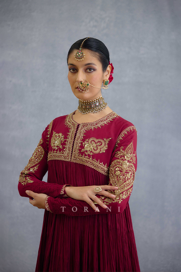 Surkh Minaj Anarkali Set