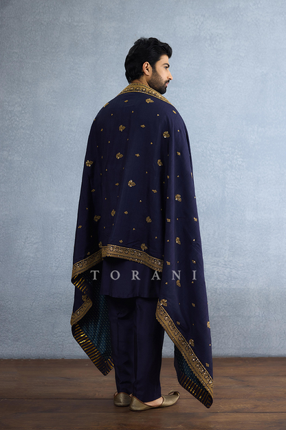 Behare Kashim Sherwani Set