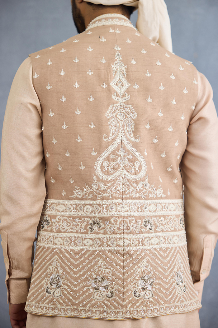 Noore Ratul Dhoti Set