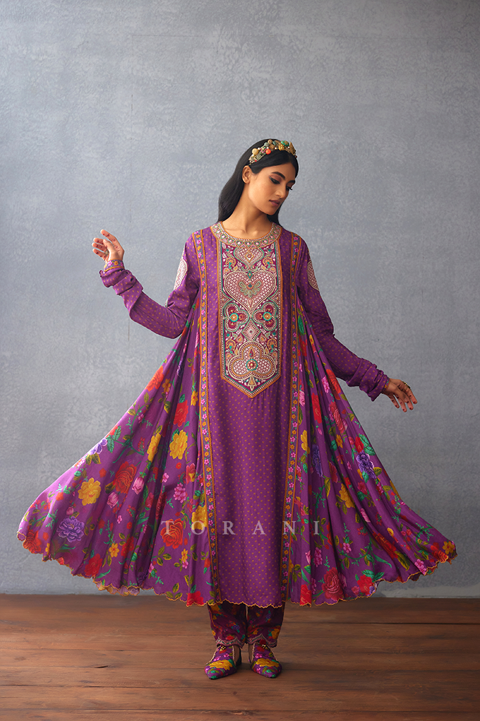 Dil Kusha Eira Kurta Set