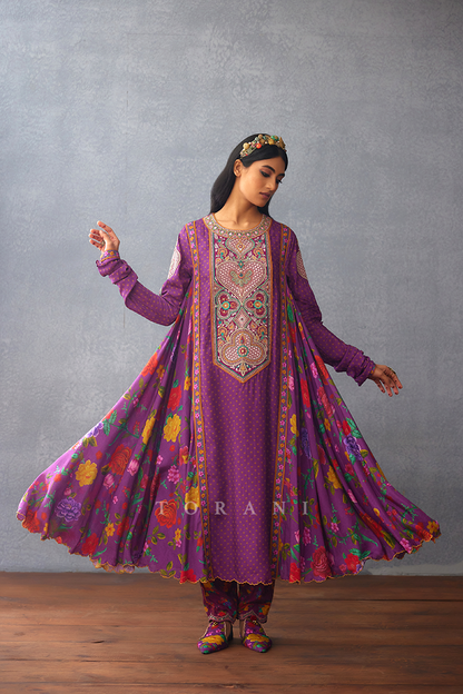 Dil Kusha Eira Kurta Set