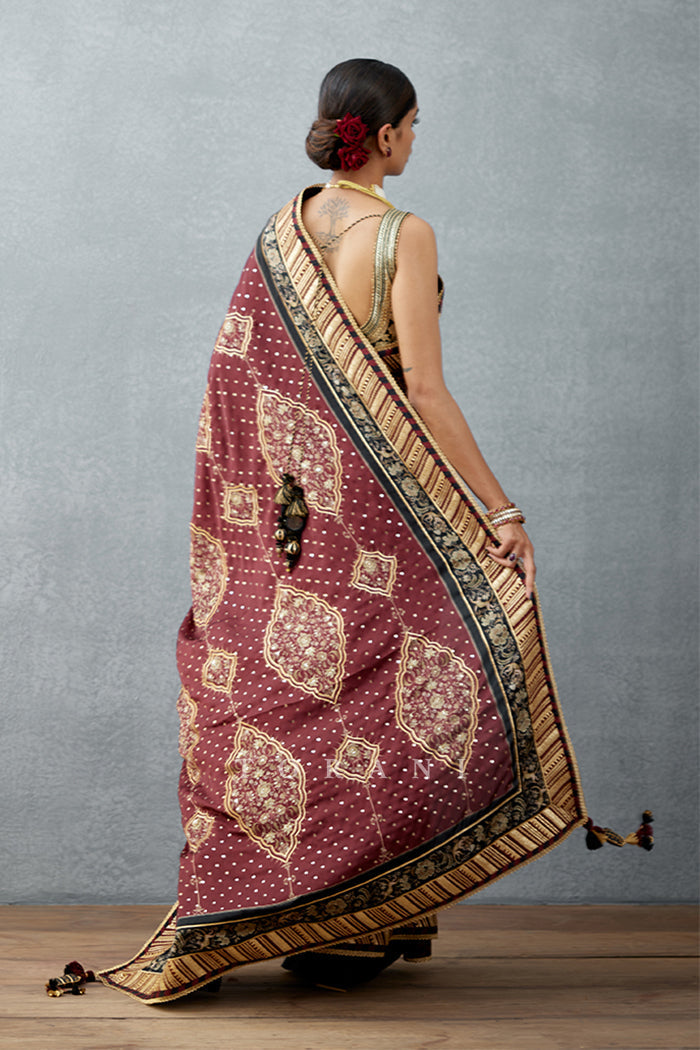 Gulnar Yasmin Saree